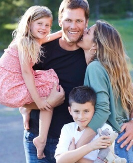 Gisele Bundchen with her husband and children 